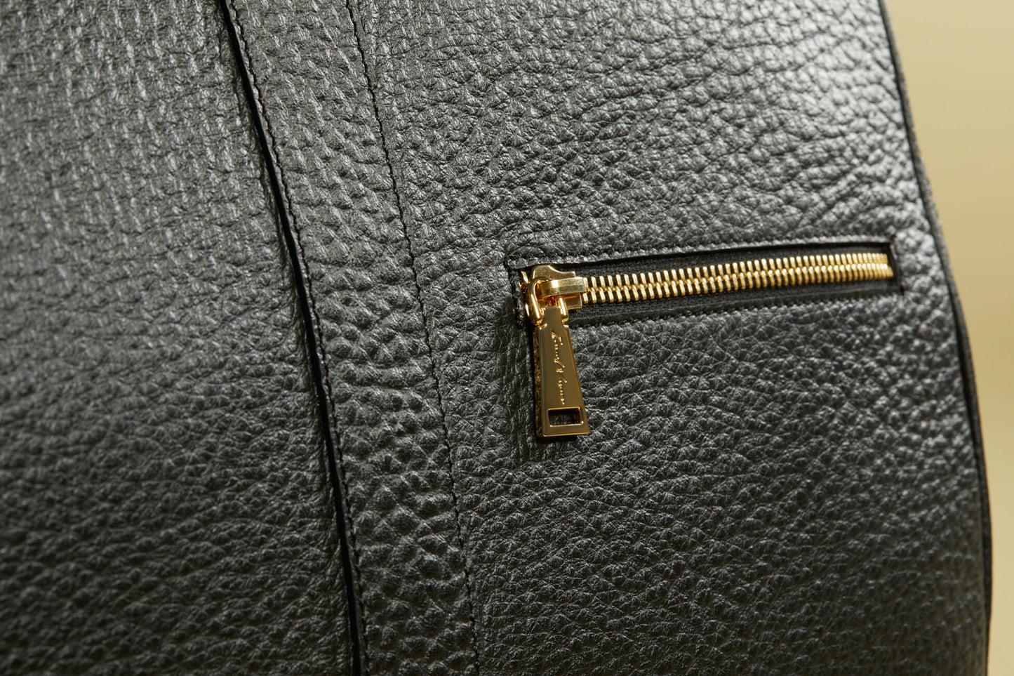 Large Duffle Bag - Black - Ivan Wayne