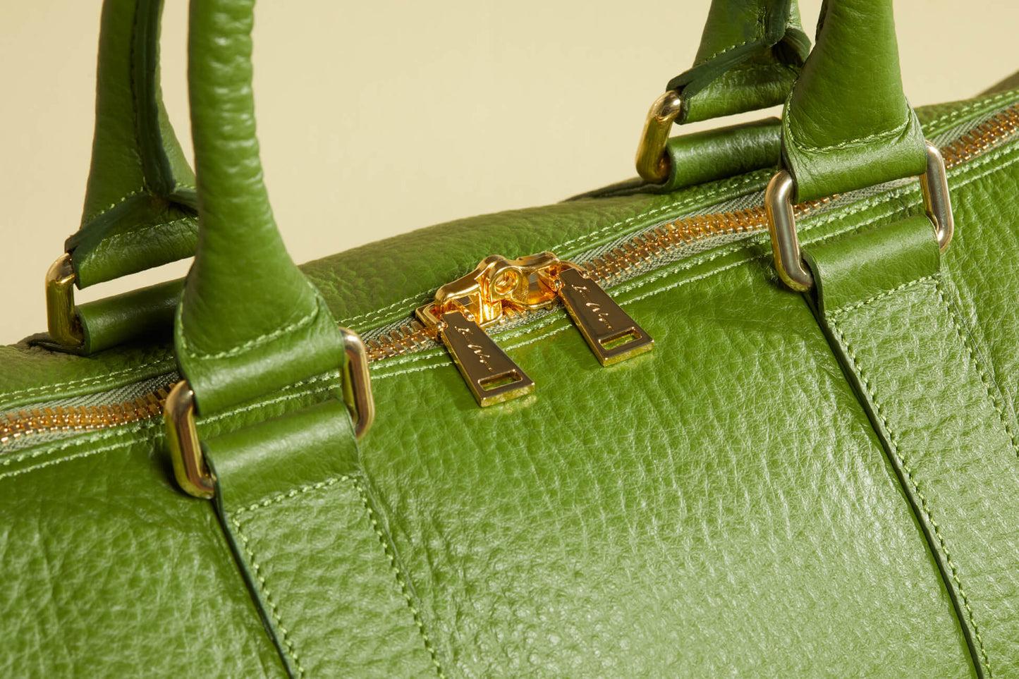 Medium Duffle Bag - Muschio Green - Ivan Wayne